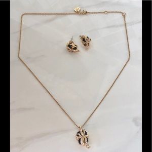 Banana Republic - Necklace & Earrings set